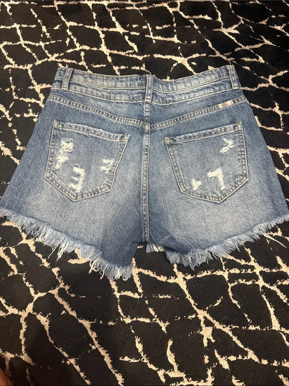 KanCan Distressed High Rise Denim Shorts | Size Small | Excellent Condition